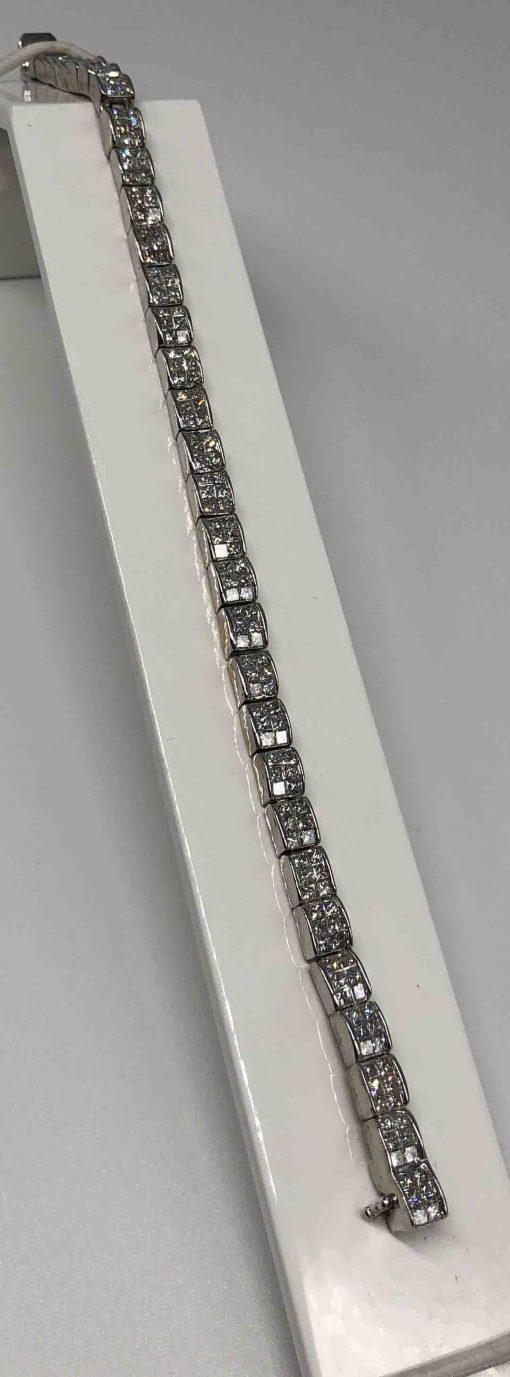 14 KT White Gold Diamond Bracelet - Image 2