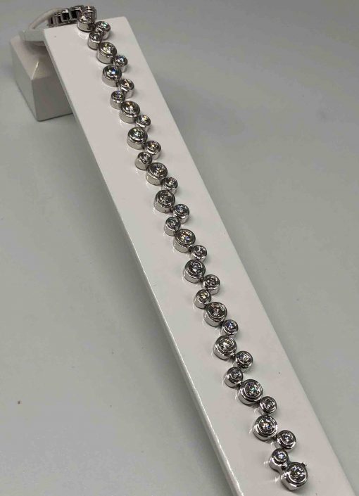 14 KT White Gold Bezel Bracelet