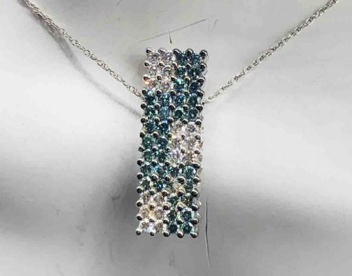 Vertical Bar With Blue And White Diamonds
