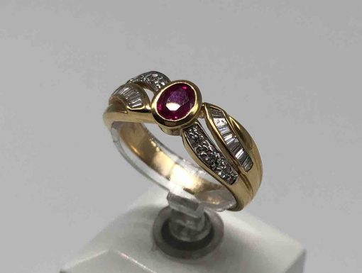 Oval Ruby Ring - Image 3