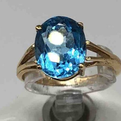 Blue topaz rings